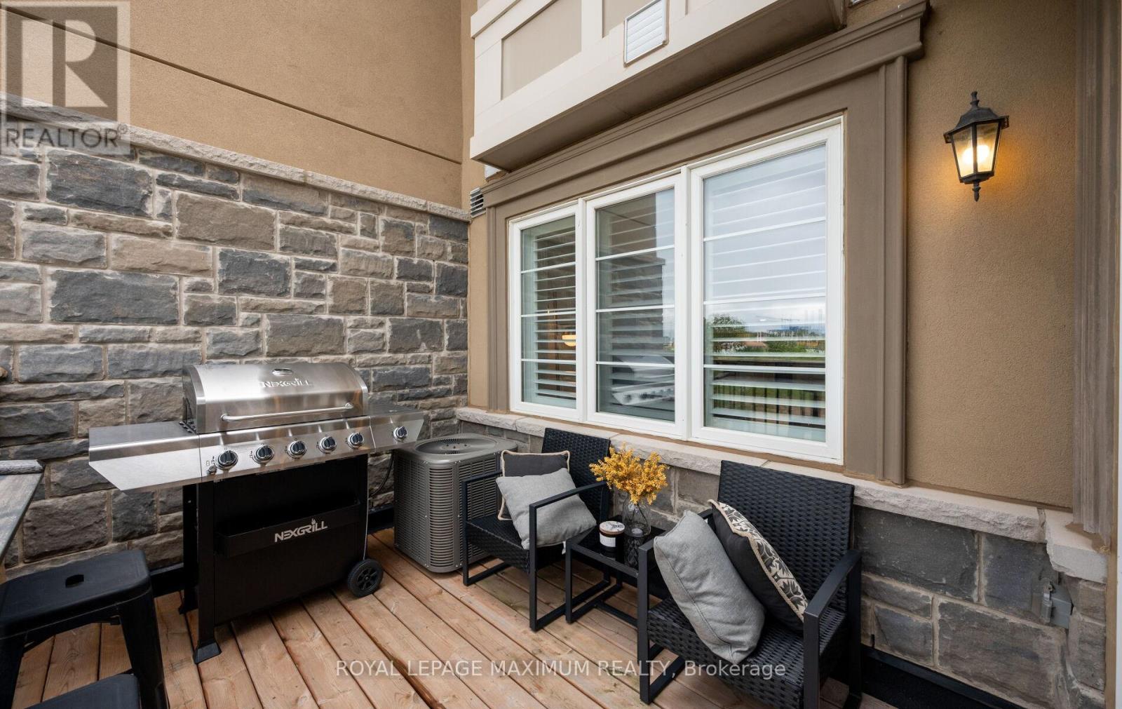 Photo 18 of 70 975 Whitlock Avenue, Milton ON