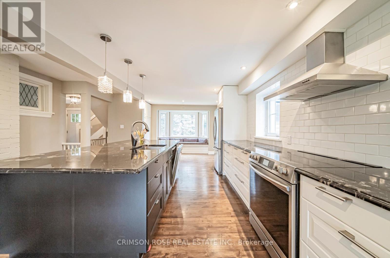 Photo 48 of 40 Birch Hill Lane, Oakville ON
