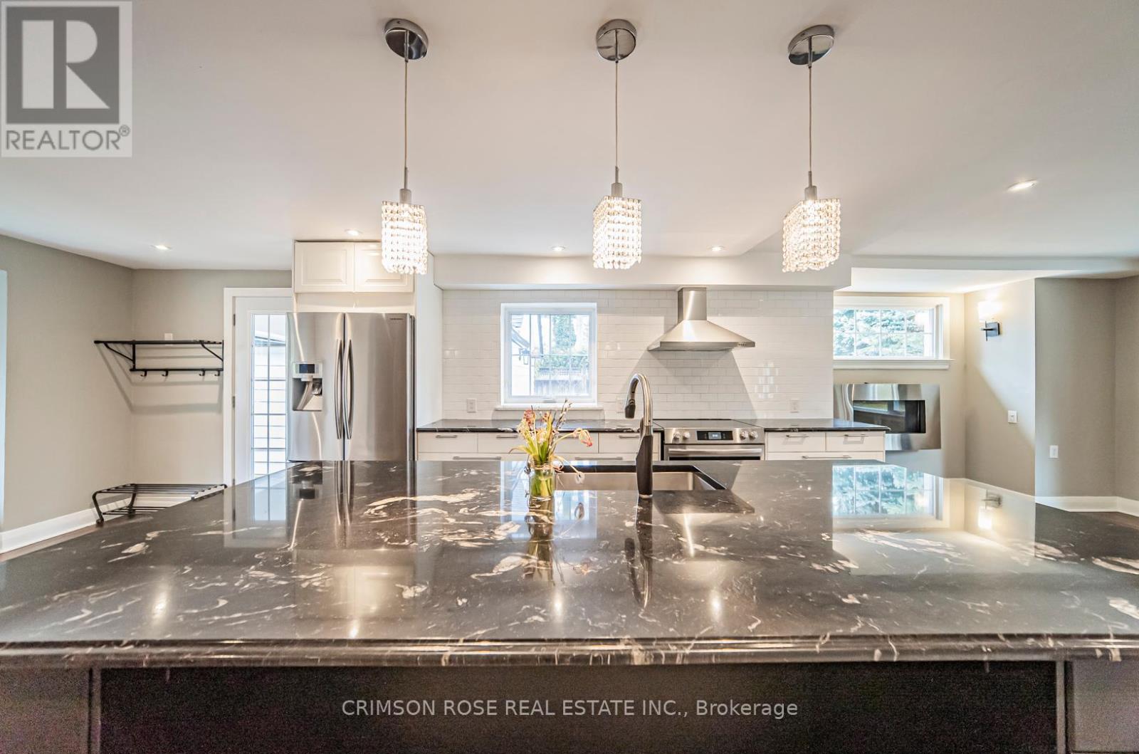 Photo 35 of 40 Birch Hill Lane, Oakville ON