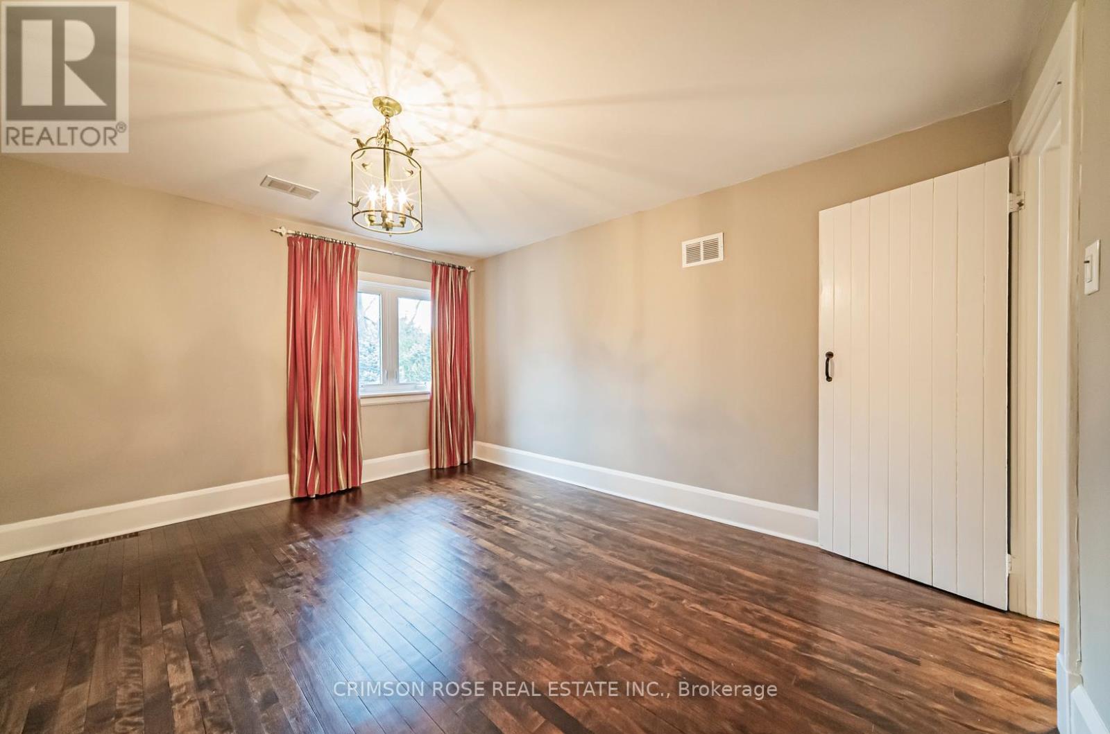 Photo 7 of 40 Birch Hill Lane, Oakville ON