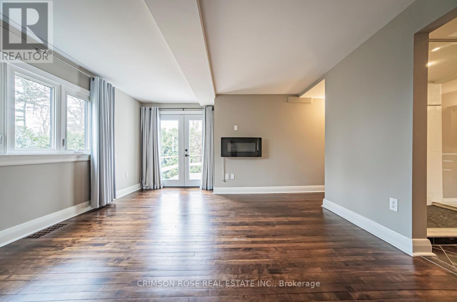 Photo 23 of 40 Birch Hill Lane, Oakville ON