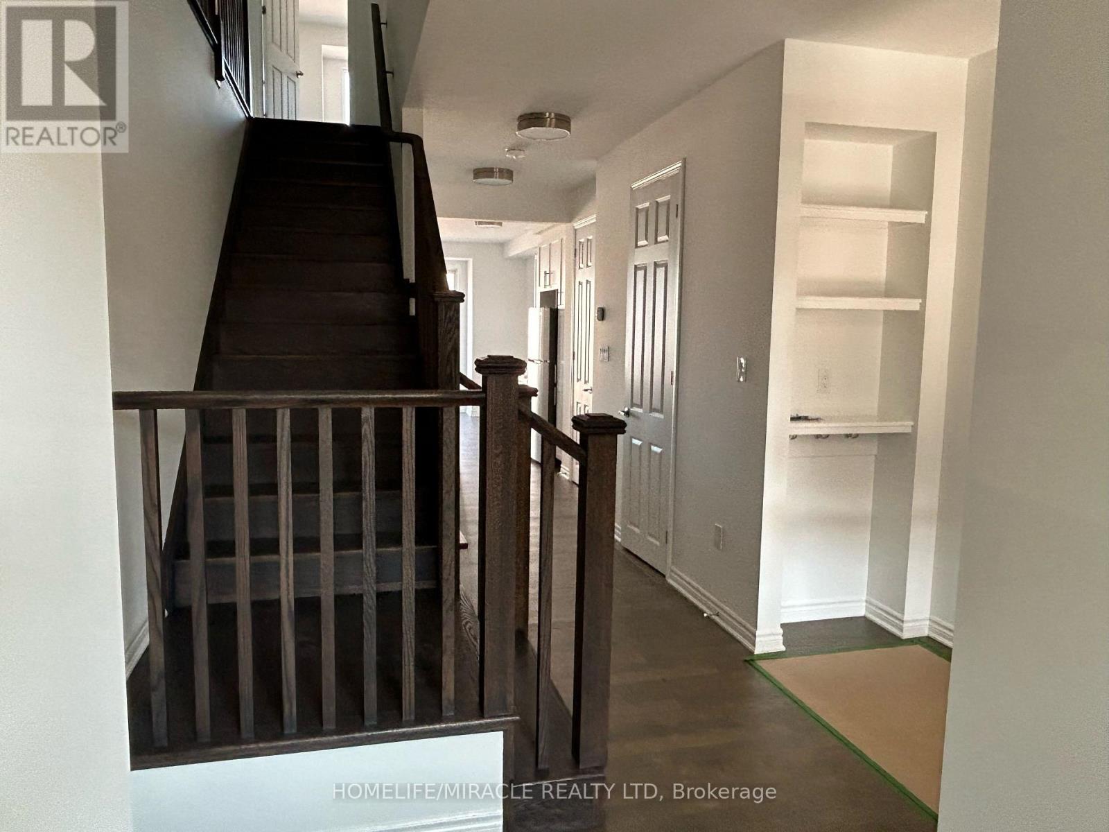 Photo 19 of 1209 Granary Street, Oakville ON