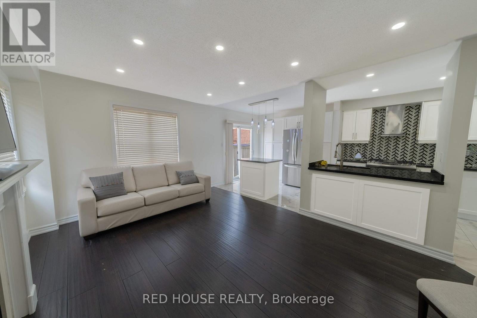 Photo 1 of 78 Passfield Trail, Brampton ON
