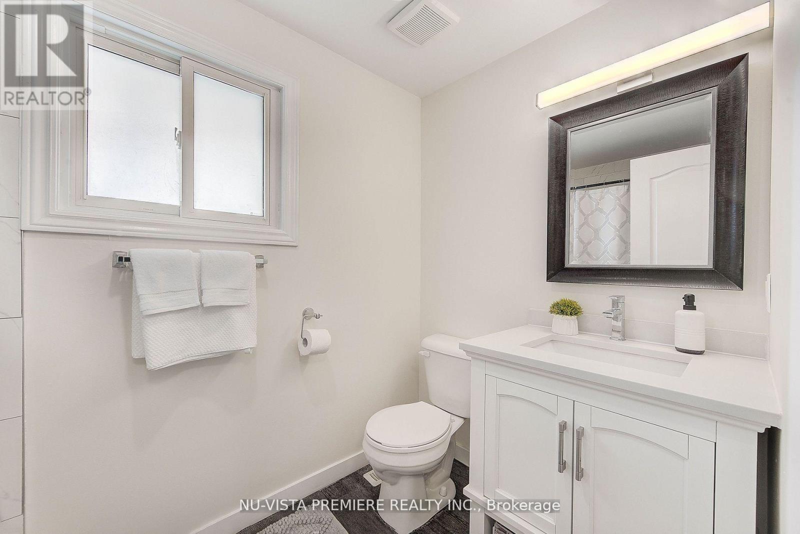 Photo 24 of 35 550 Second Street, London East ON