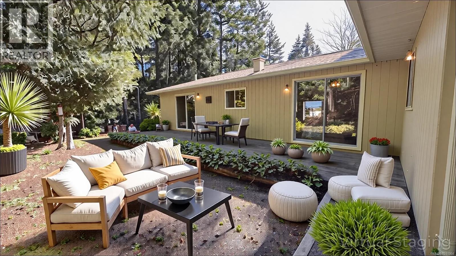 Photo 20 of 655 Dogwood Rd, Qualicum Beach BC