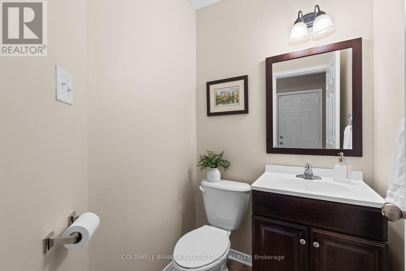 Photo 20 of 280 Applecross Crescent, Ottawa ON