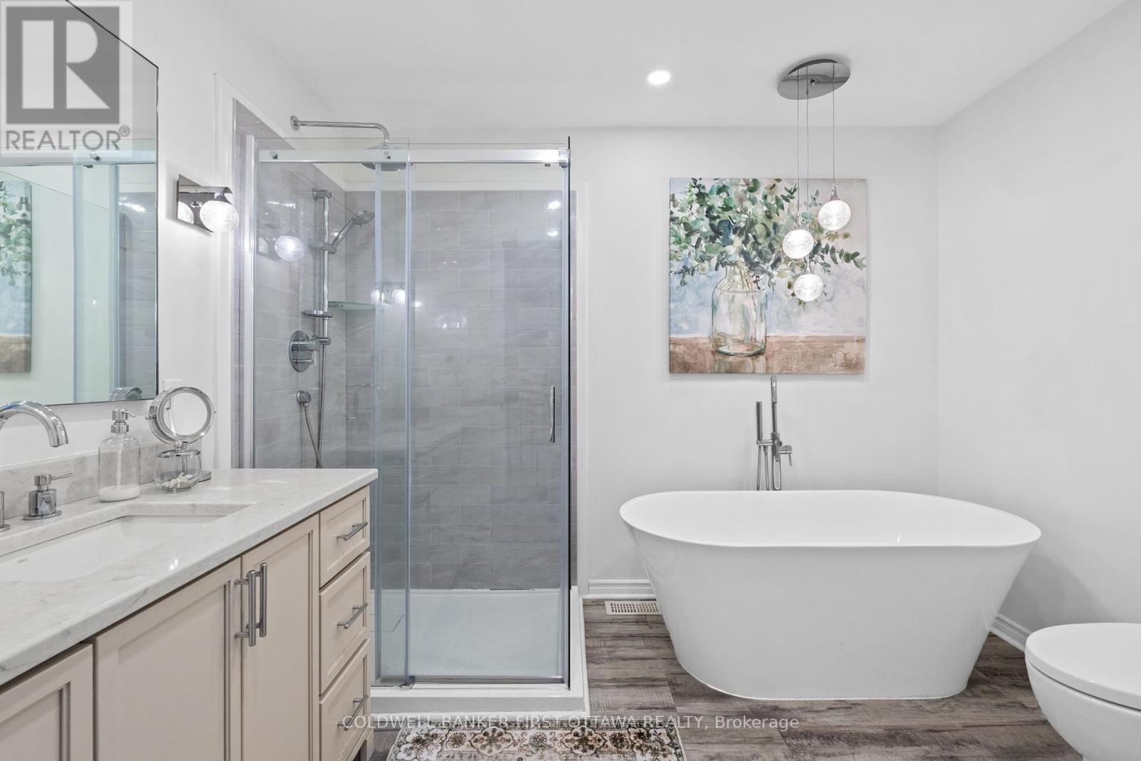 Photo 27 of 280 Applecross Crescent, Ottawa ON