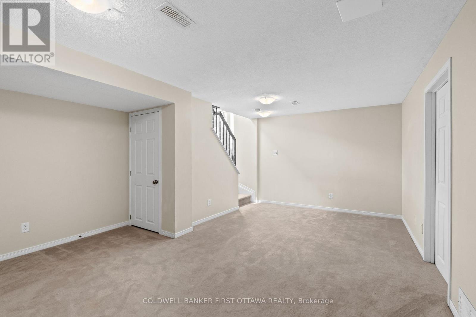 Photo 47 of 280 Applecross Crescent, Ottawa ON