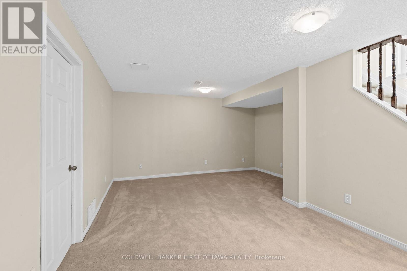 Photo 39 of 280 Applecross Crescent, Ottawa ON