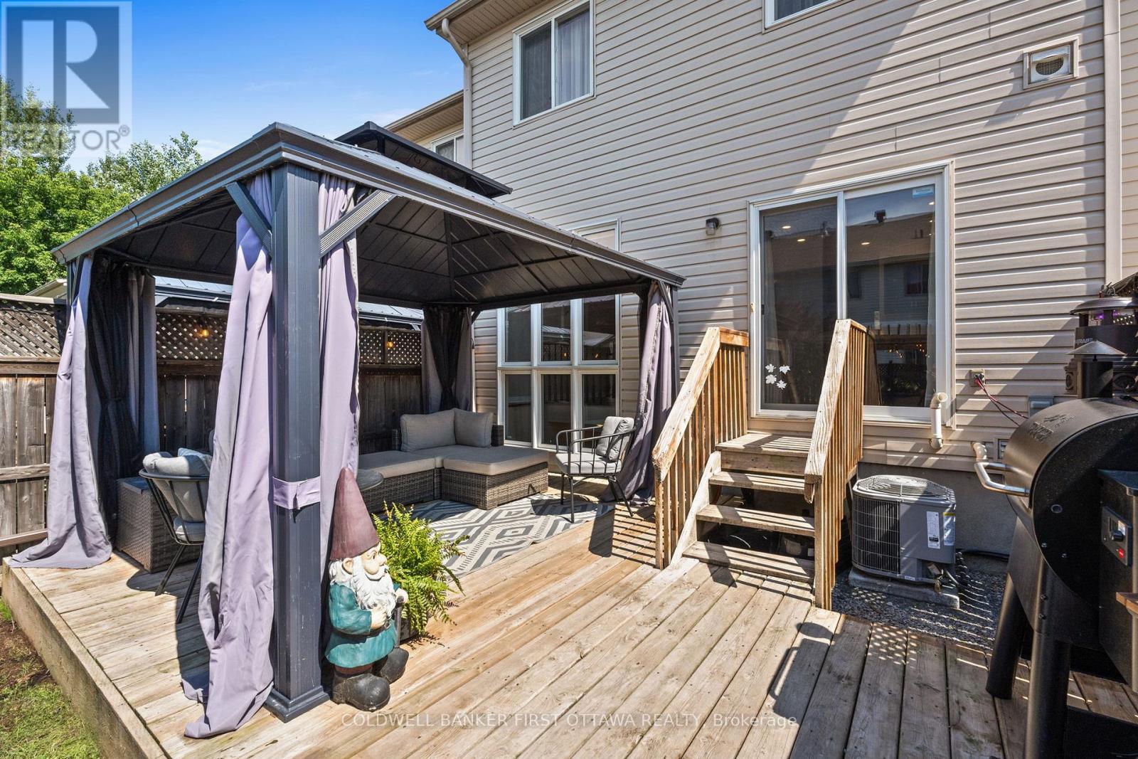 Photo 33 of 280 Applecross Crescent, Ottawa ON