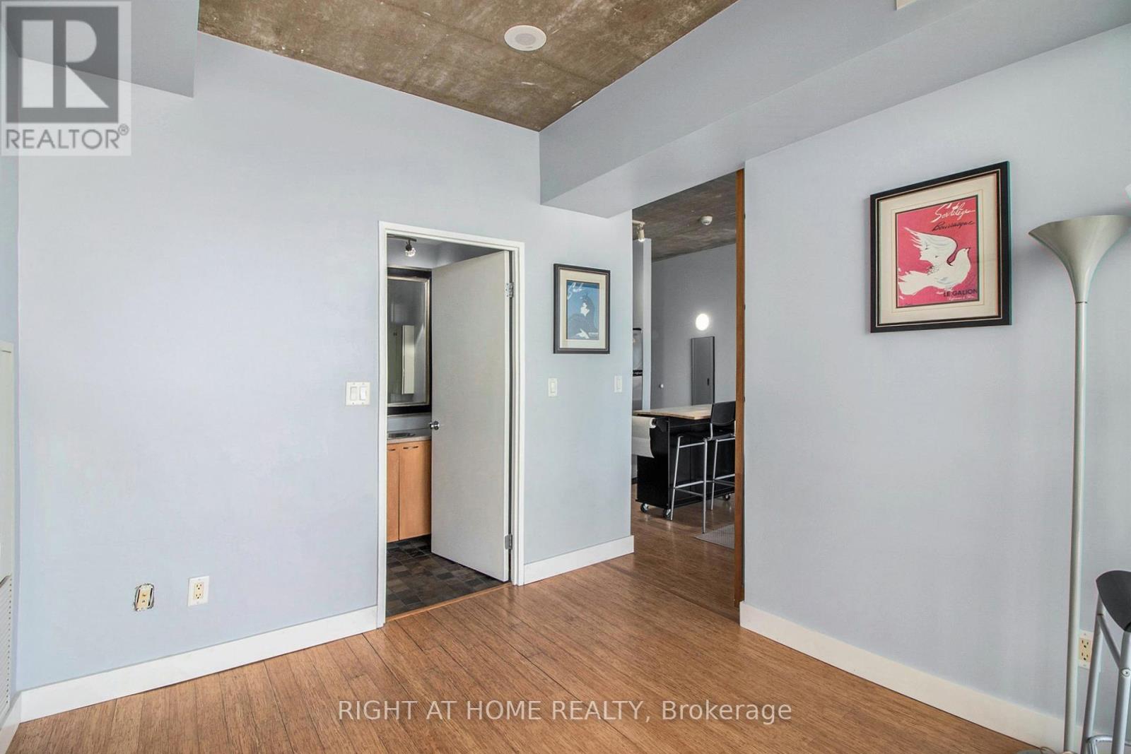 Photo 30 of 1102 179 George Street N, Ottawa ON