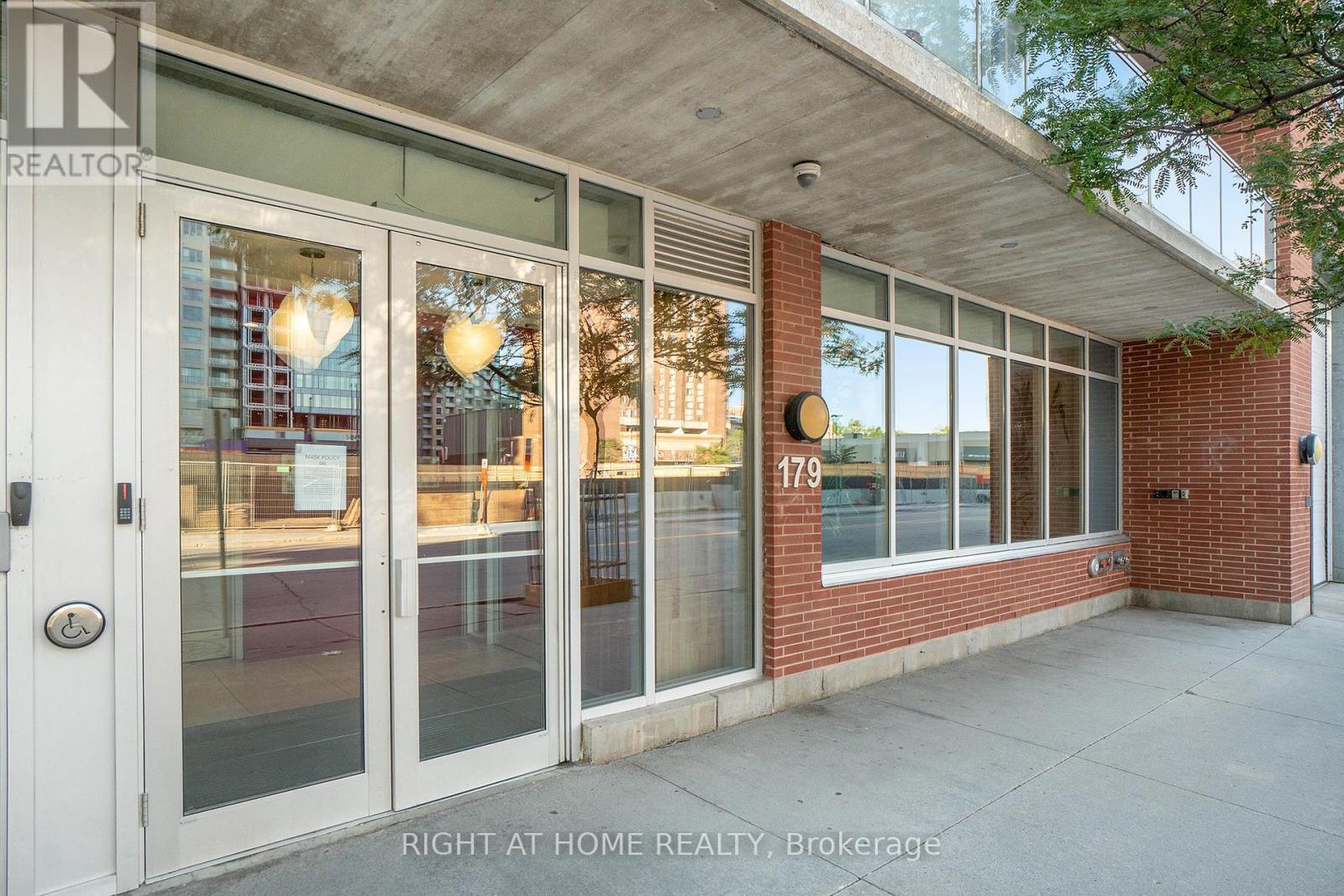 Photo 21 of 1102 179 George Street N, Ottawa ON