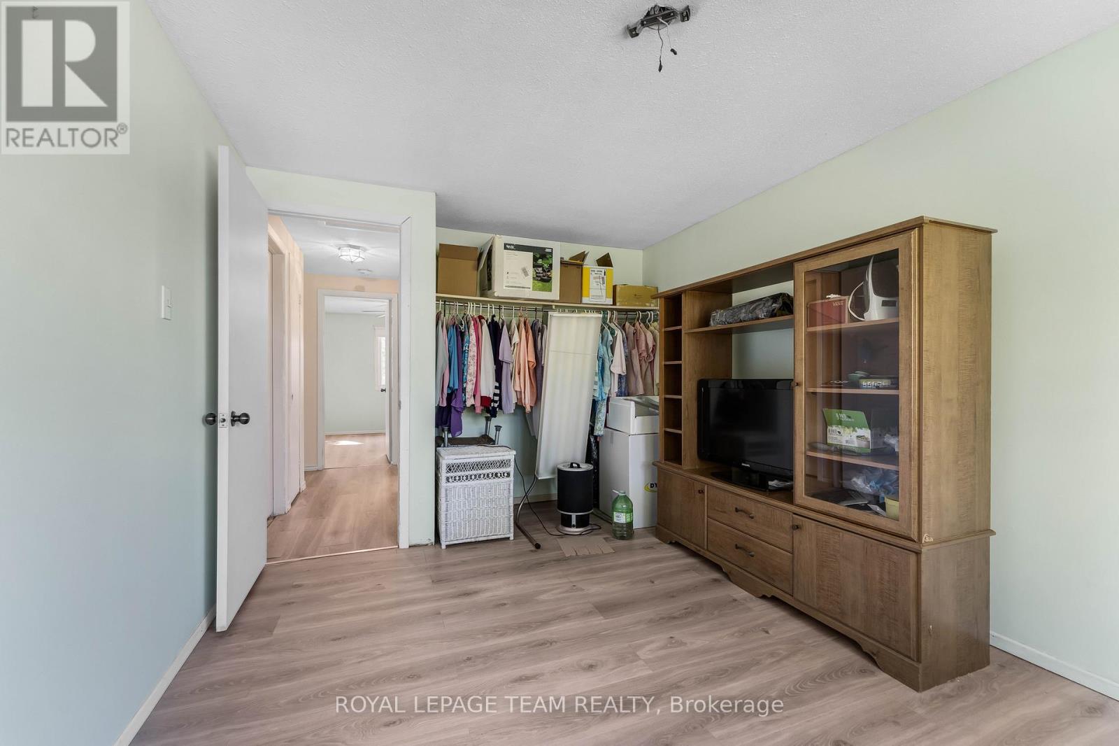 Photo 16 of 11 2415 Southvale Crescent, Ottawa ON
