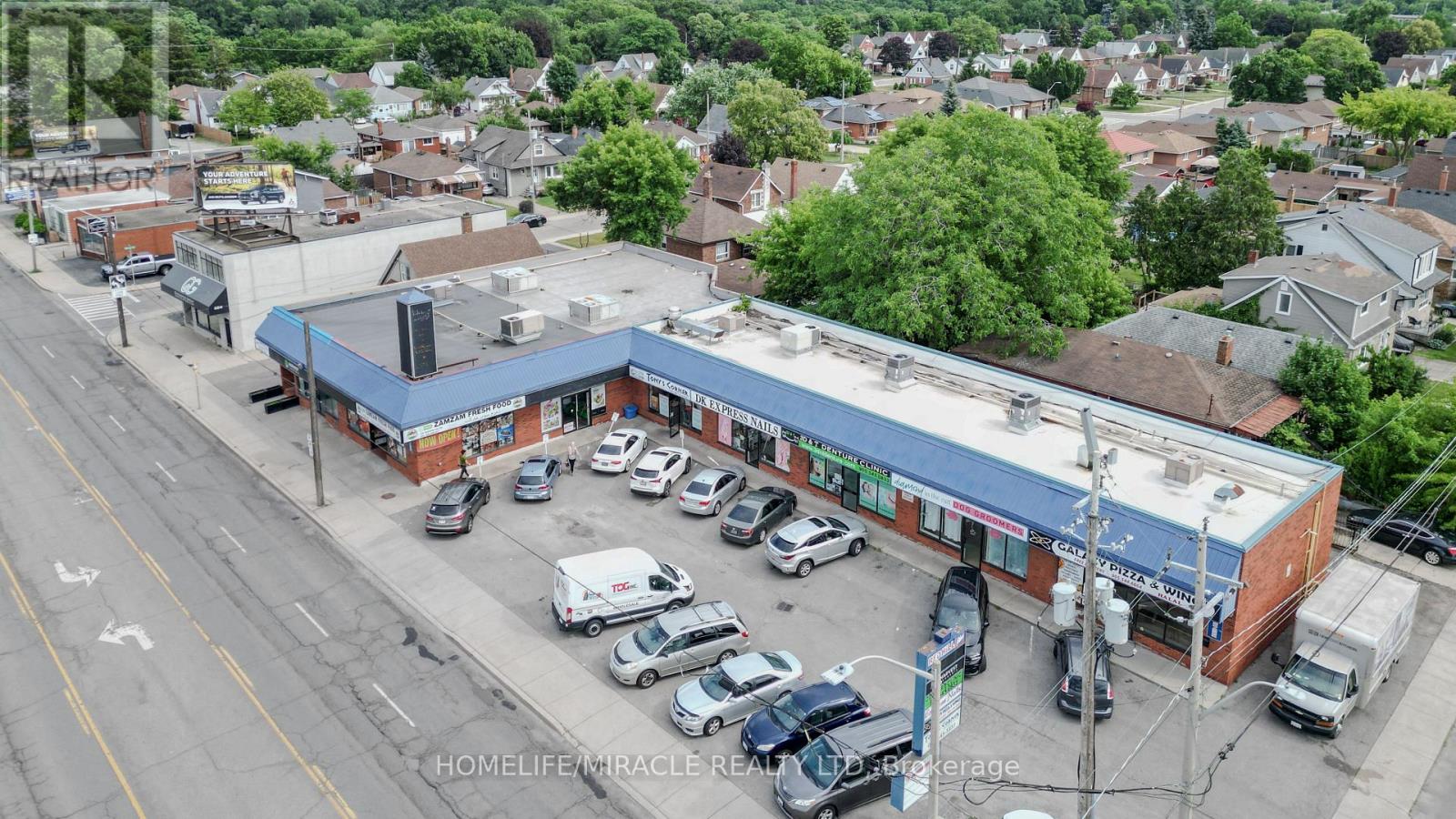 Photo 17 of 318 Queenston Road, Hamilton ON