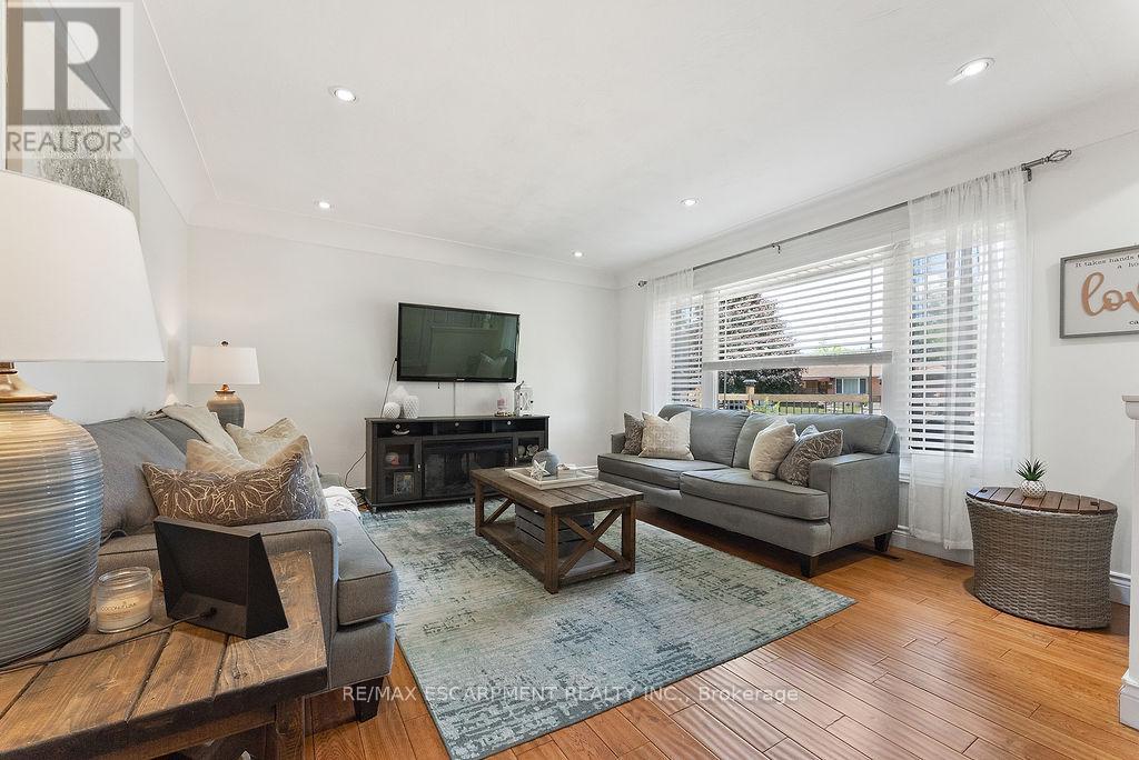 Photo 12 of 172 Annabelle Street, Hamilton ON