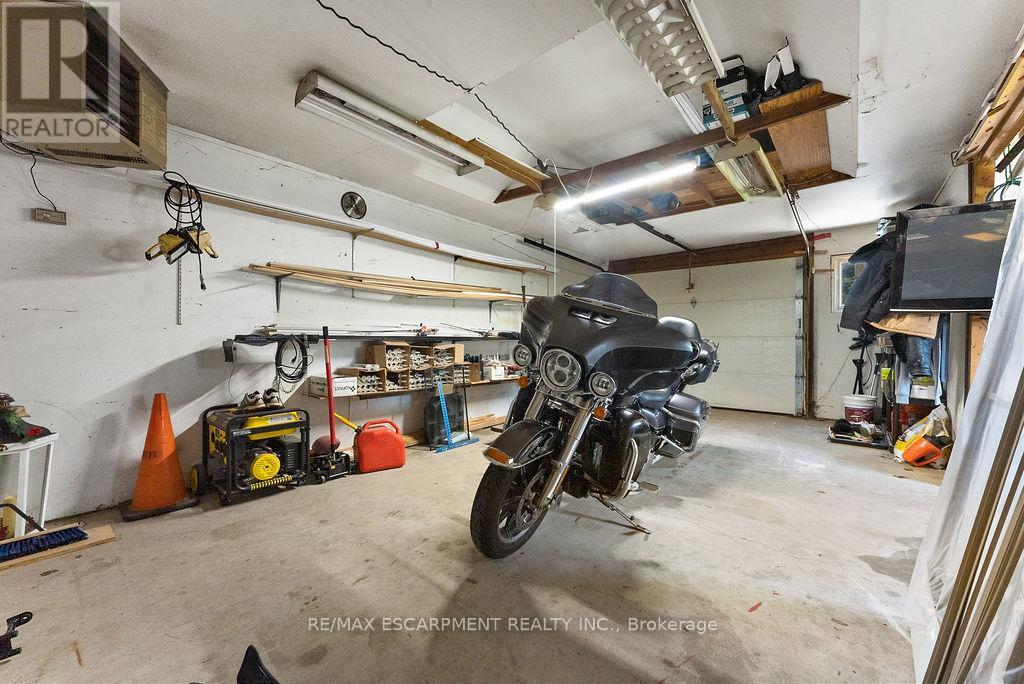 Photo 9 of 172 Annabelle Street, Hamilton ON