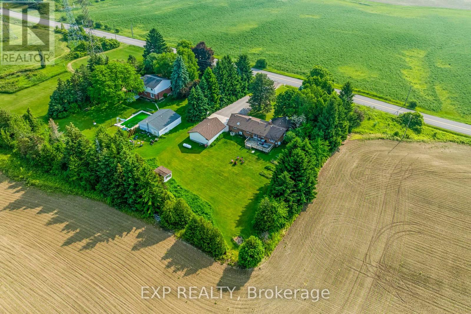 Photo 21 of 858 Trinity S, Hamilton ON