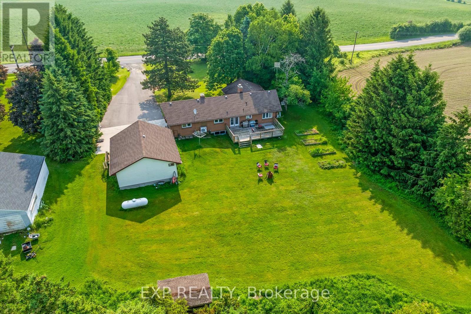 Photo 19 of 858 Trinity S, Hamilton ON