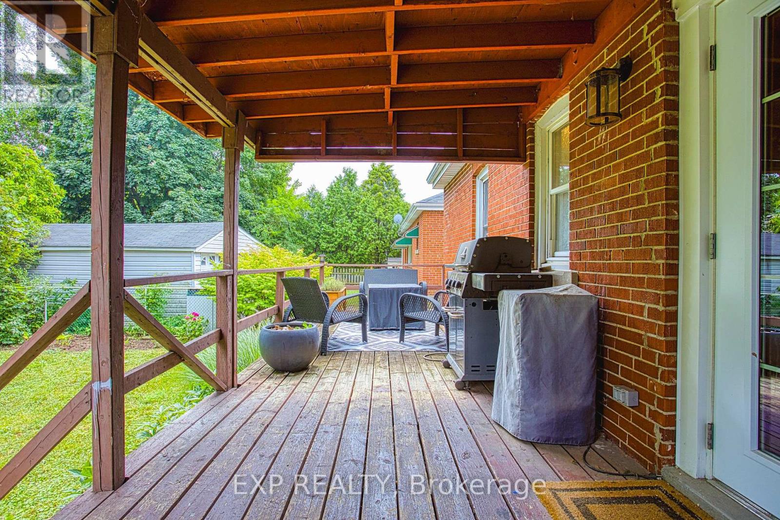 Photo 38 of 100 Second Street N, Hamilton ON