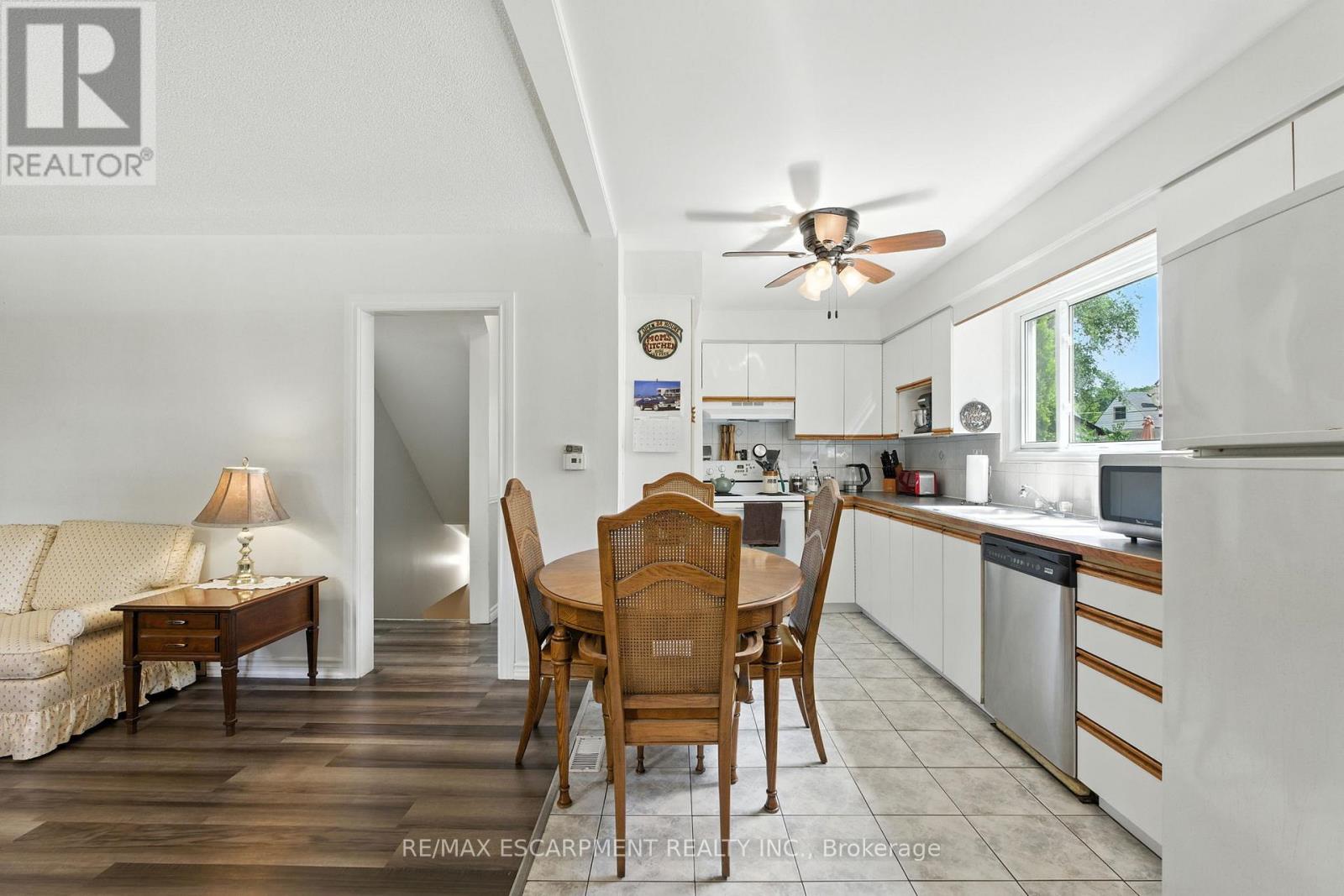 Photo 14 of 172 Adair Avenue N, Hamilton ON
