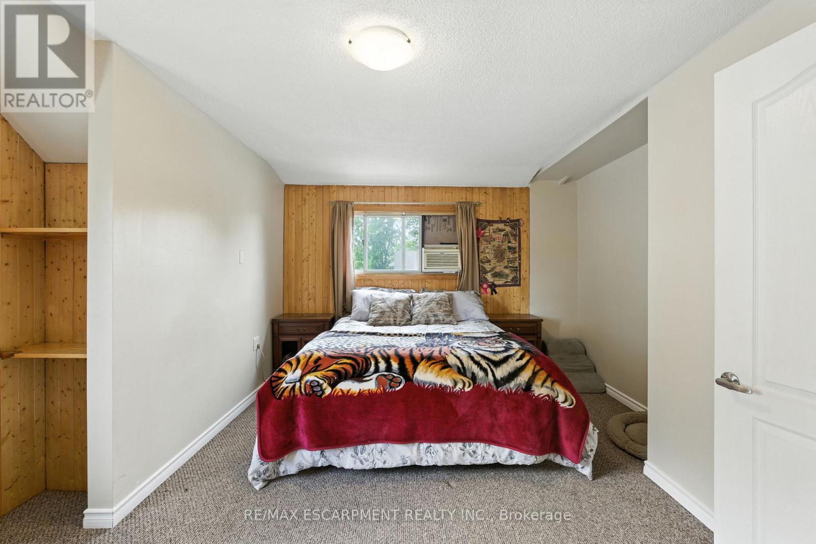 Photo 24 of 172 Adair Avenue N, Hamilton ON