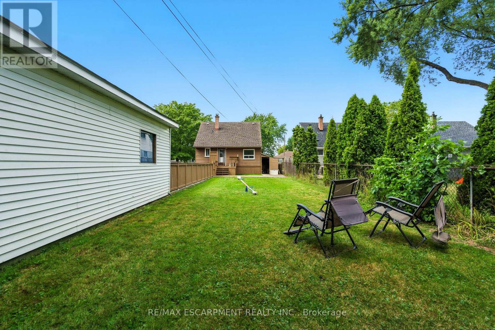 Photo 46 of 172 Adair Avenue N, Hamilton ON