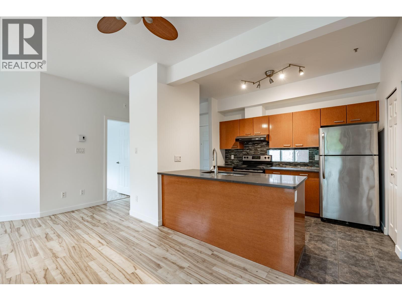 Photo 1 of 103 1688 E 8th Avenue, Vancouver BC