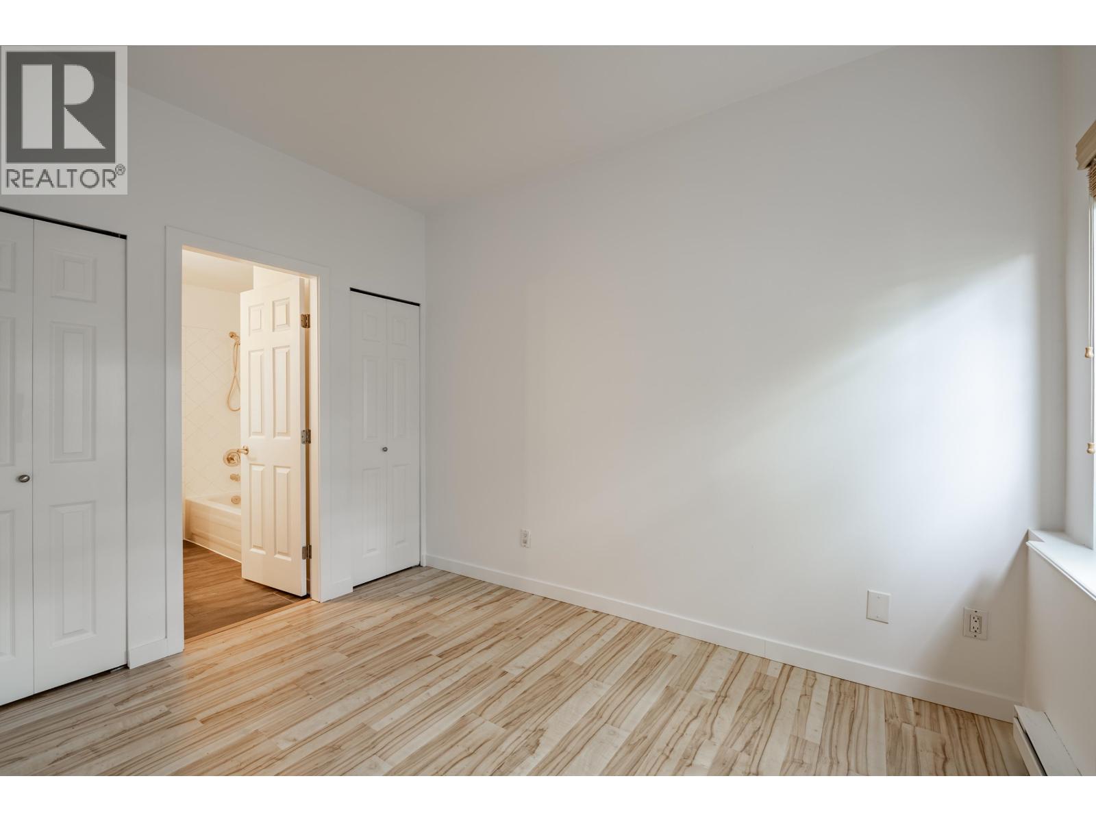 Photo 11 of 103 1688 E 8th Avenue, Vancouver BC