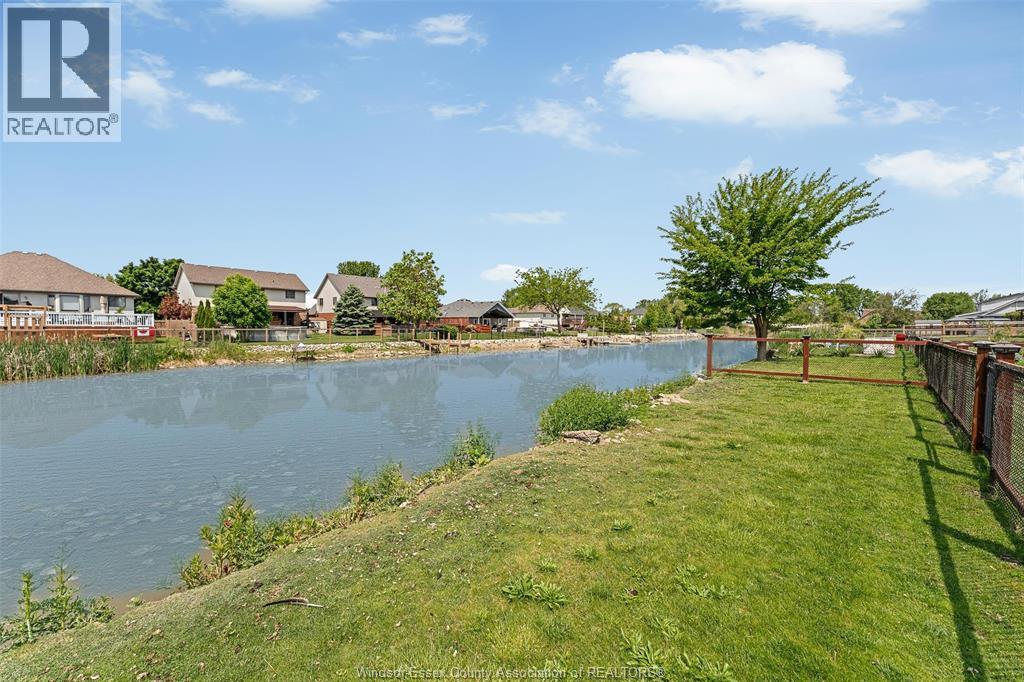 Photo 20 of 202 Summer Street, Lakeshore ON