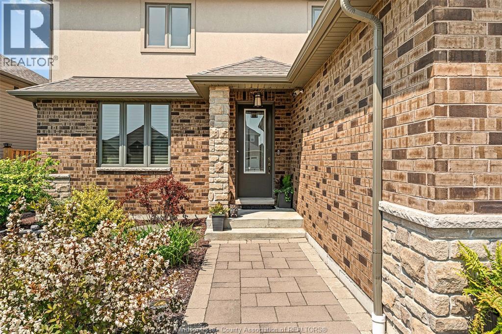 Photo 40 of 202 Summer Street, Lakeshore ON