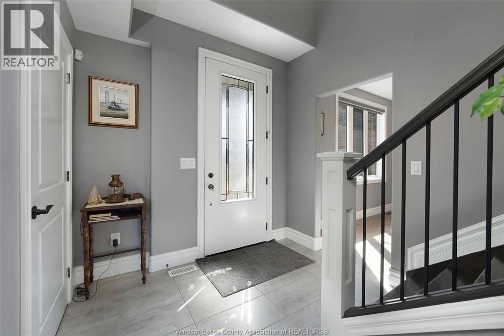 Photo 21 of 202 Summer Street, Lakeshore ON
