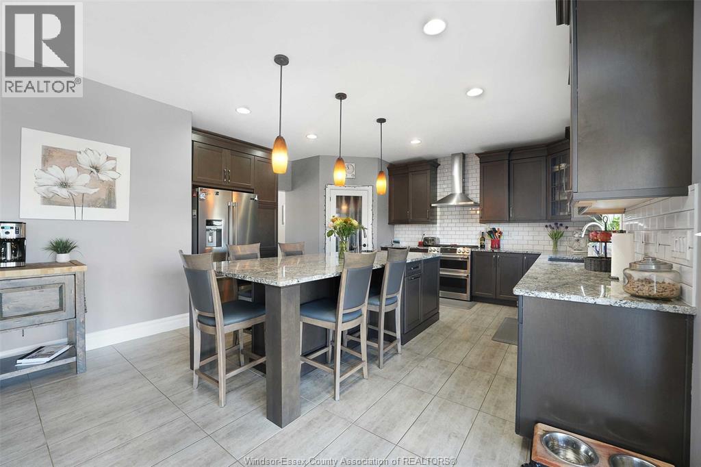 Photo 25 of 202 Summer Street, Lakeshore ON