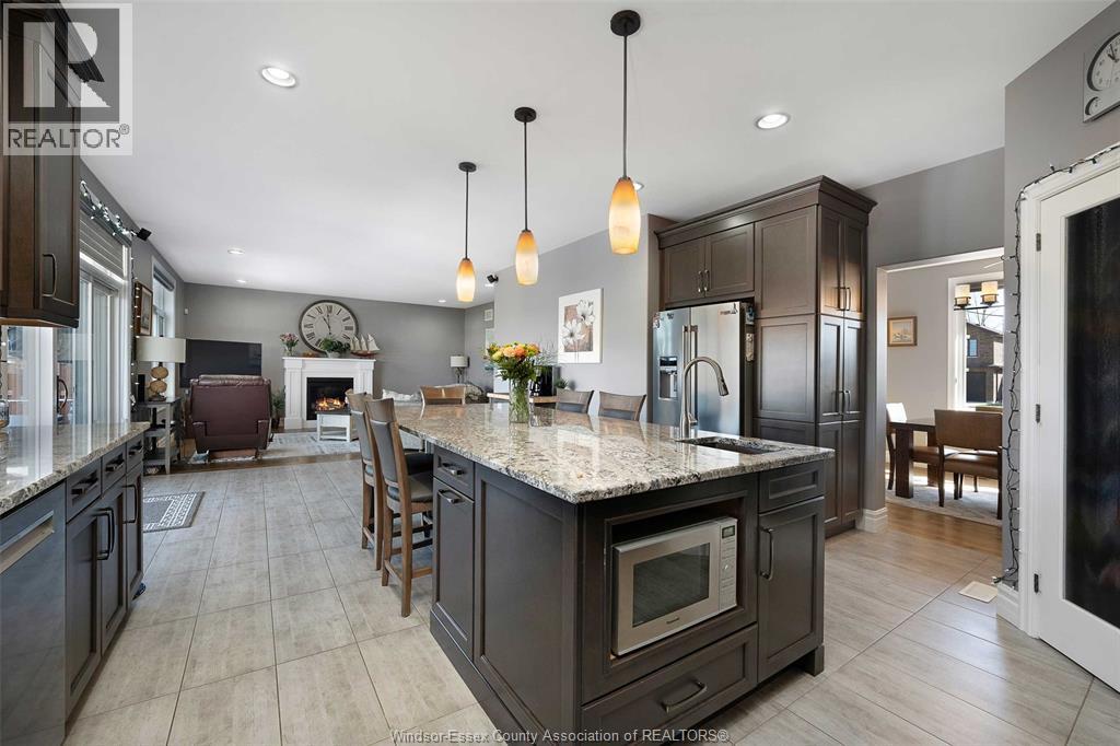 Photo 15 of 202 Summer Street, Lakeshore ON