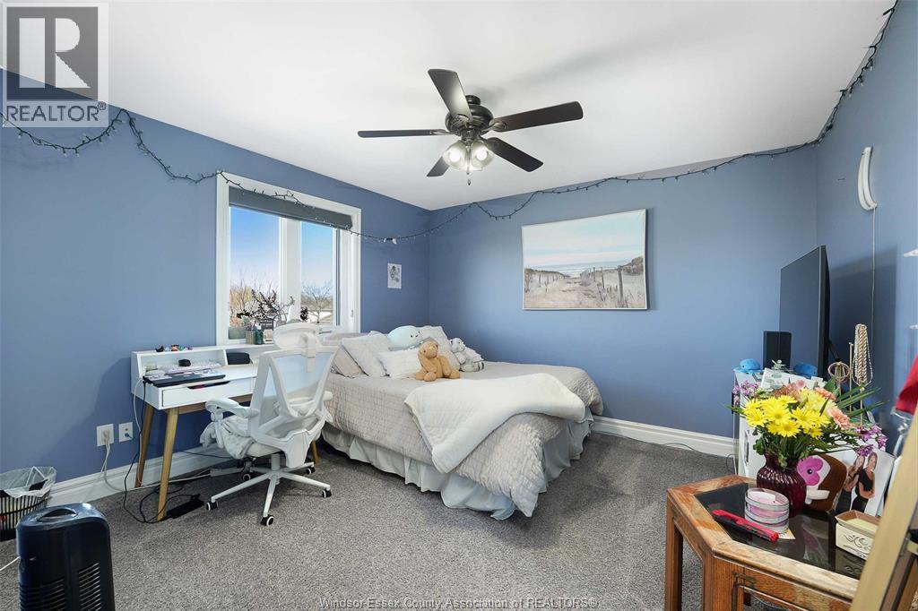 Photo 33 of 202 Summer Street, Lakeshore ON