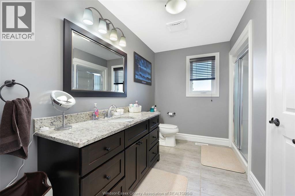 Photo 12 of 202 Summer Street, Lakeshore ON