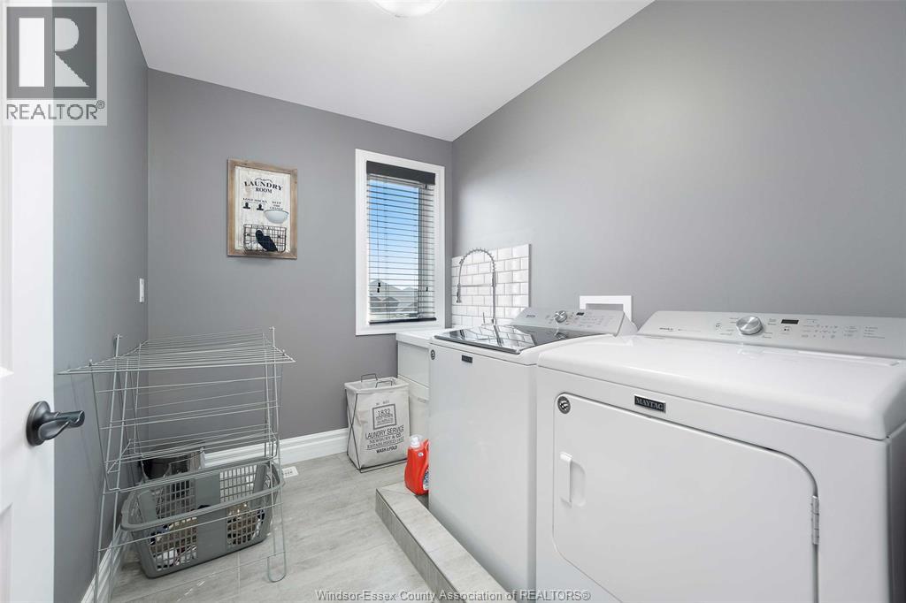 Photo 35 of 202 Summer Street, Lakeshore ON