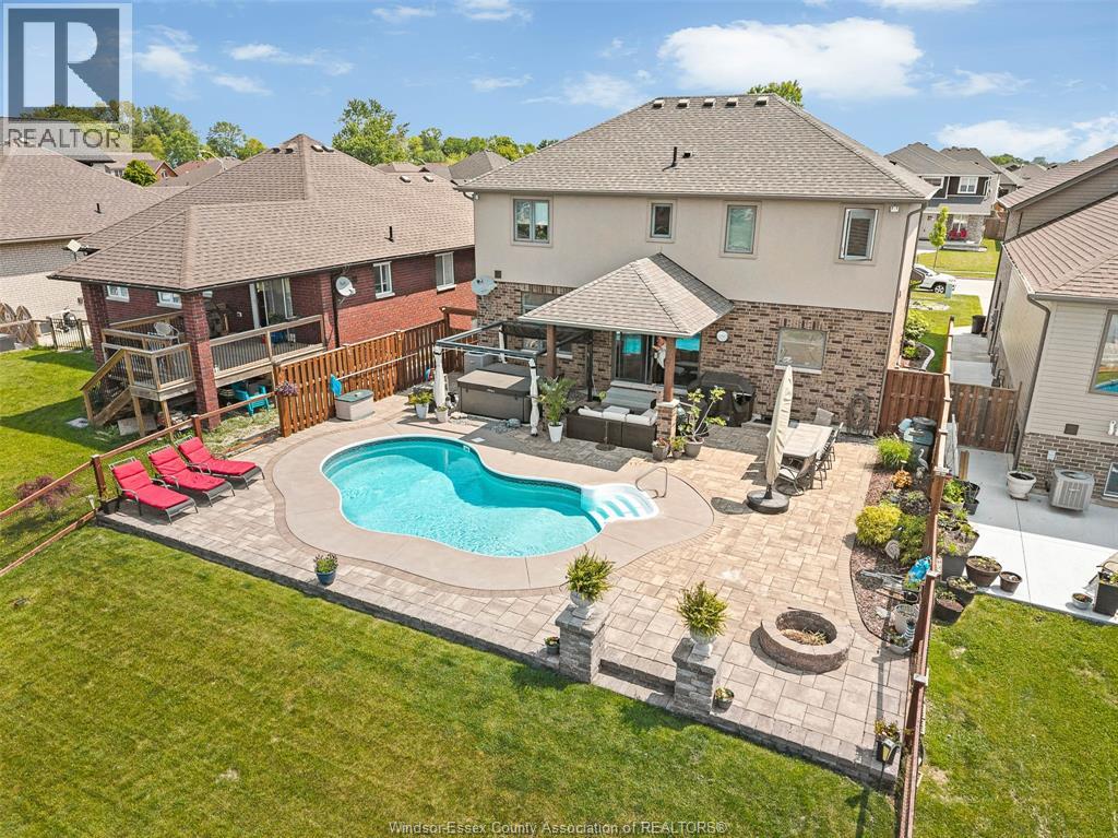 Photo 27 of 202 Summer Street, Lakeshore ON