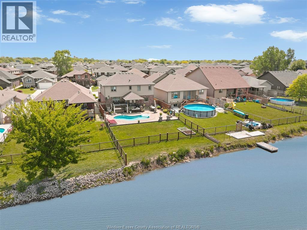 Photo 18 of 202 Summer Street, Lakeshore ON