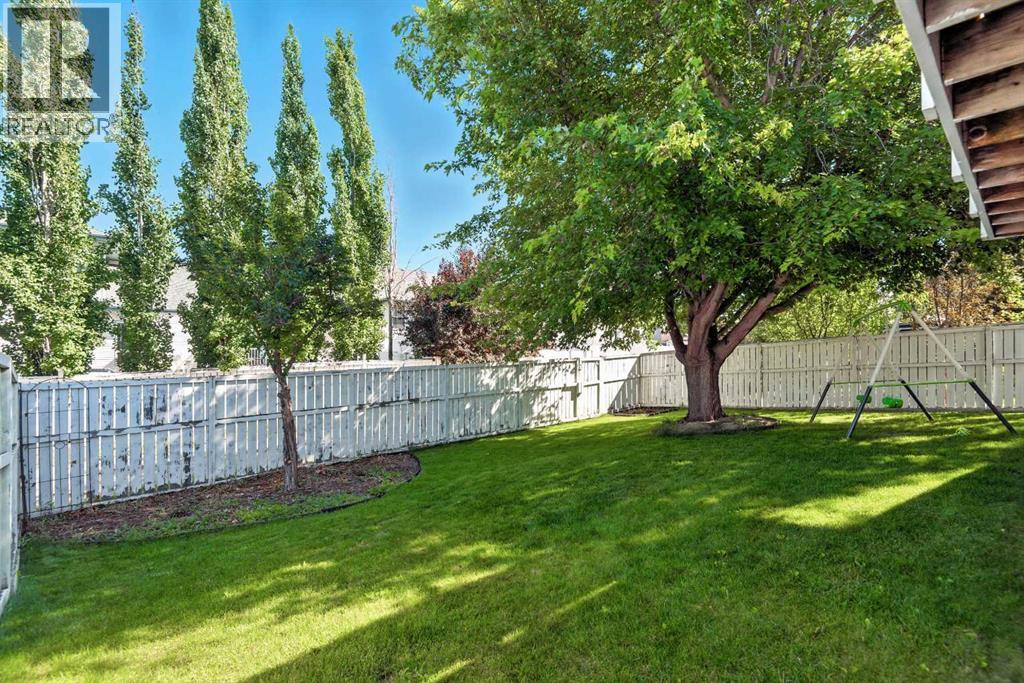 Photo 19 of 40 Ammeter Close, Red Deer AB
