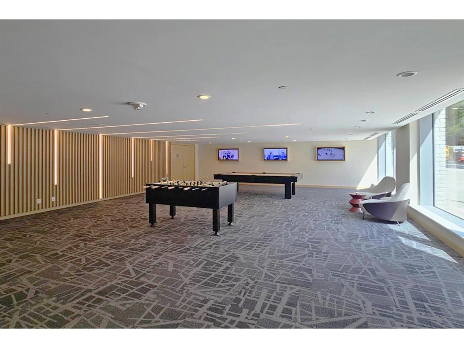 805 13768 100 AVENUE, Surrey