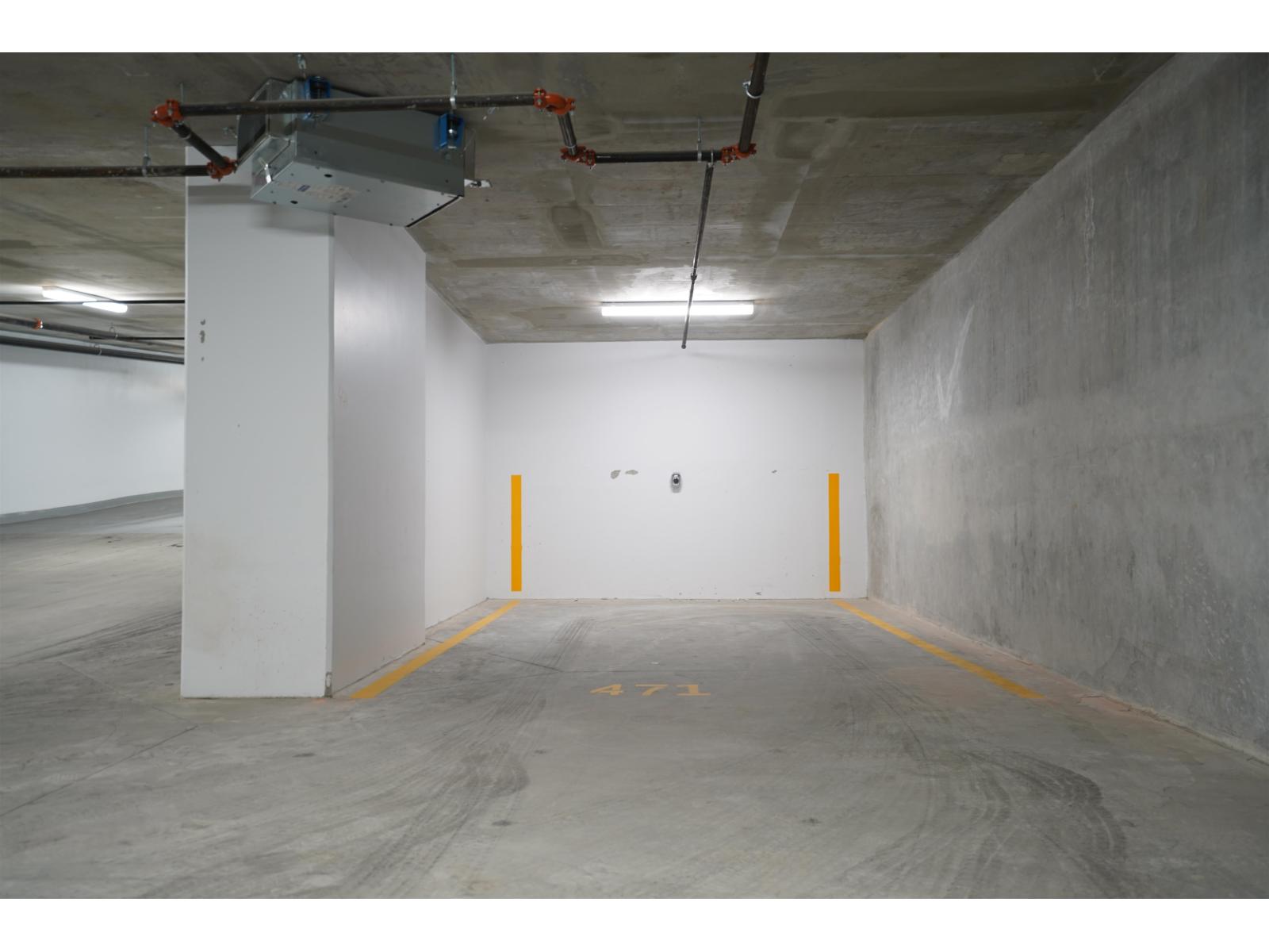 805 13768 100 AVENUE, Surrey