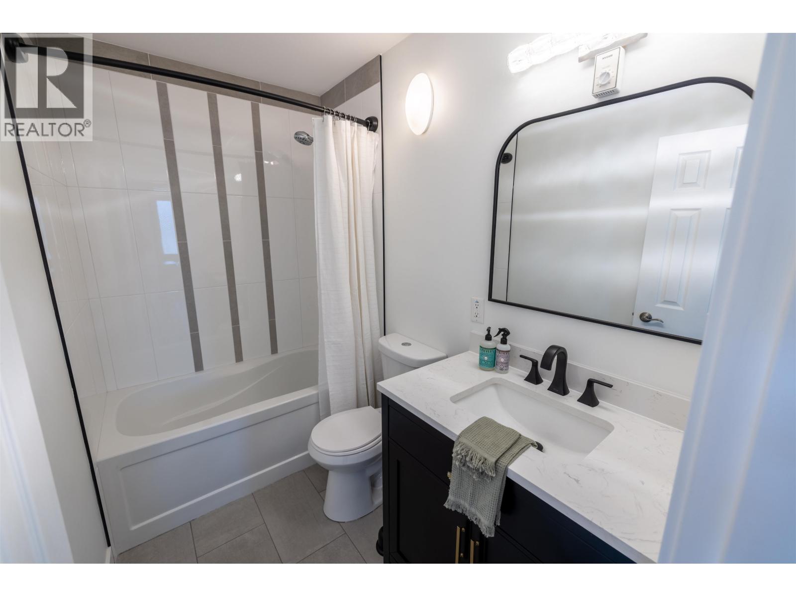 Photo 13 of 1789 Hemlock Street, Prince George BC