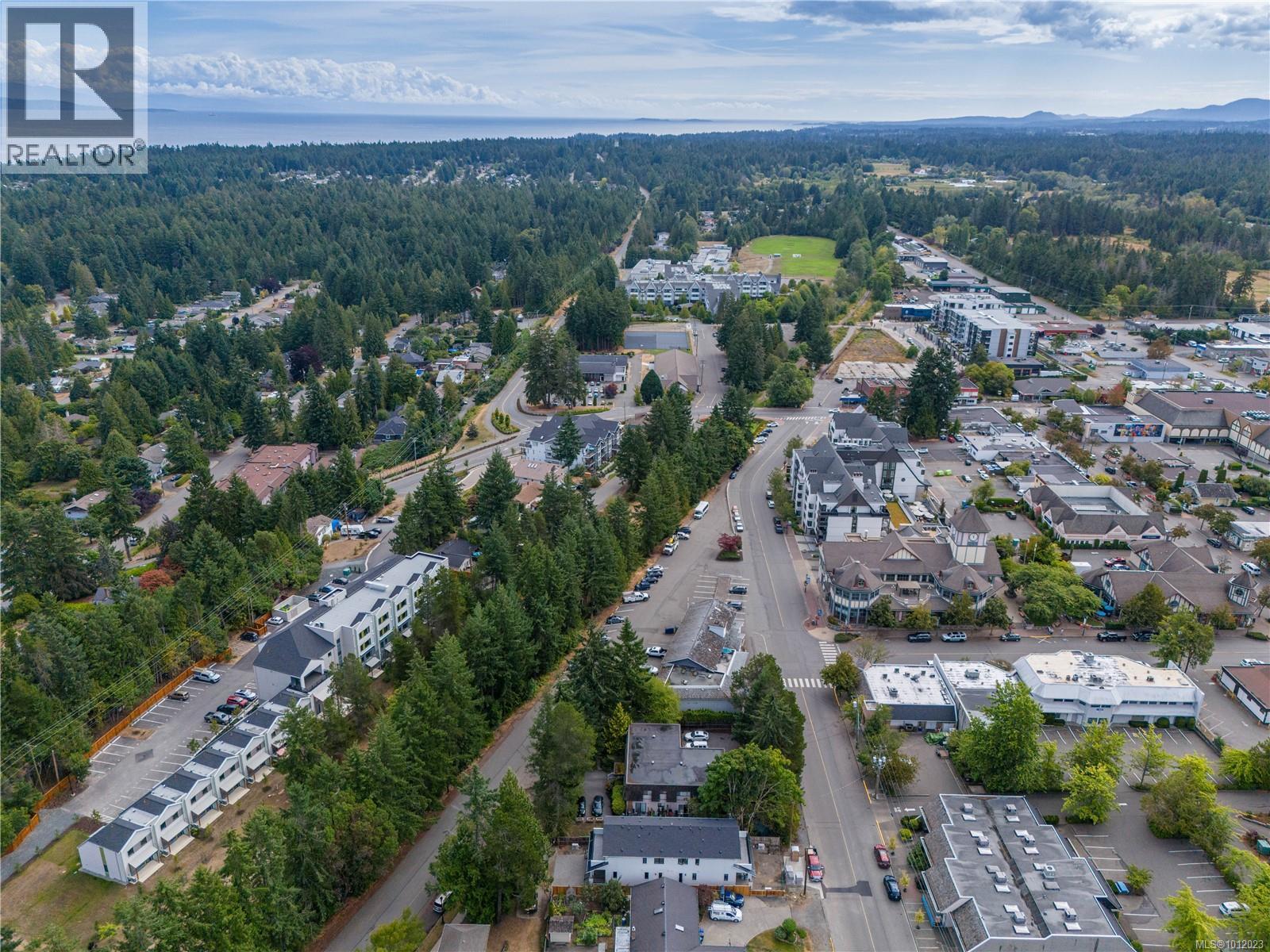 Photo 55 of B 149 First Ave W, Qualicum Beach BC