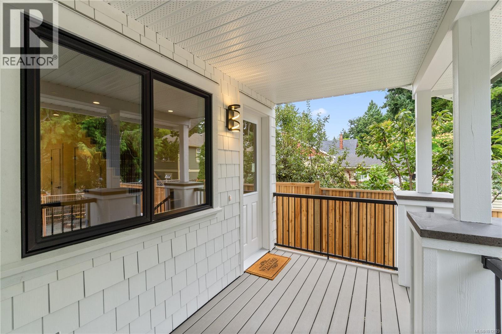 Photo 36 of B 149 First Ave W, Qualicum Beach BC