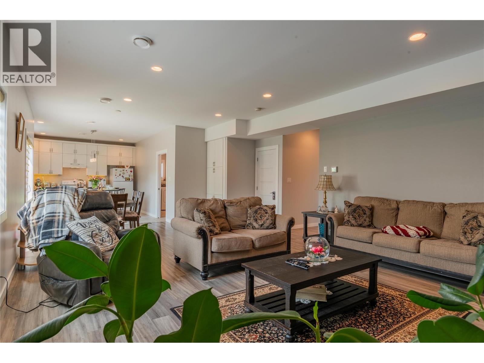 1532 ASPEN Lane, Castlegar