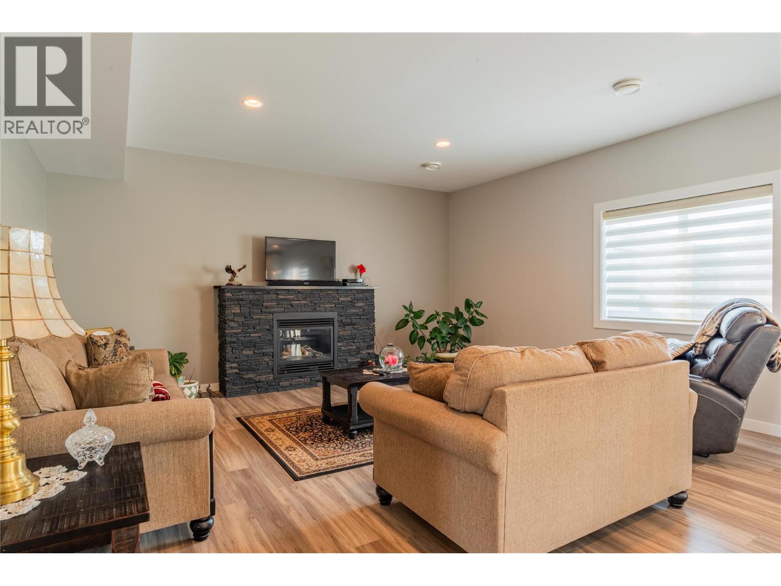 1532 ASPEN Lane, Castlegar