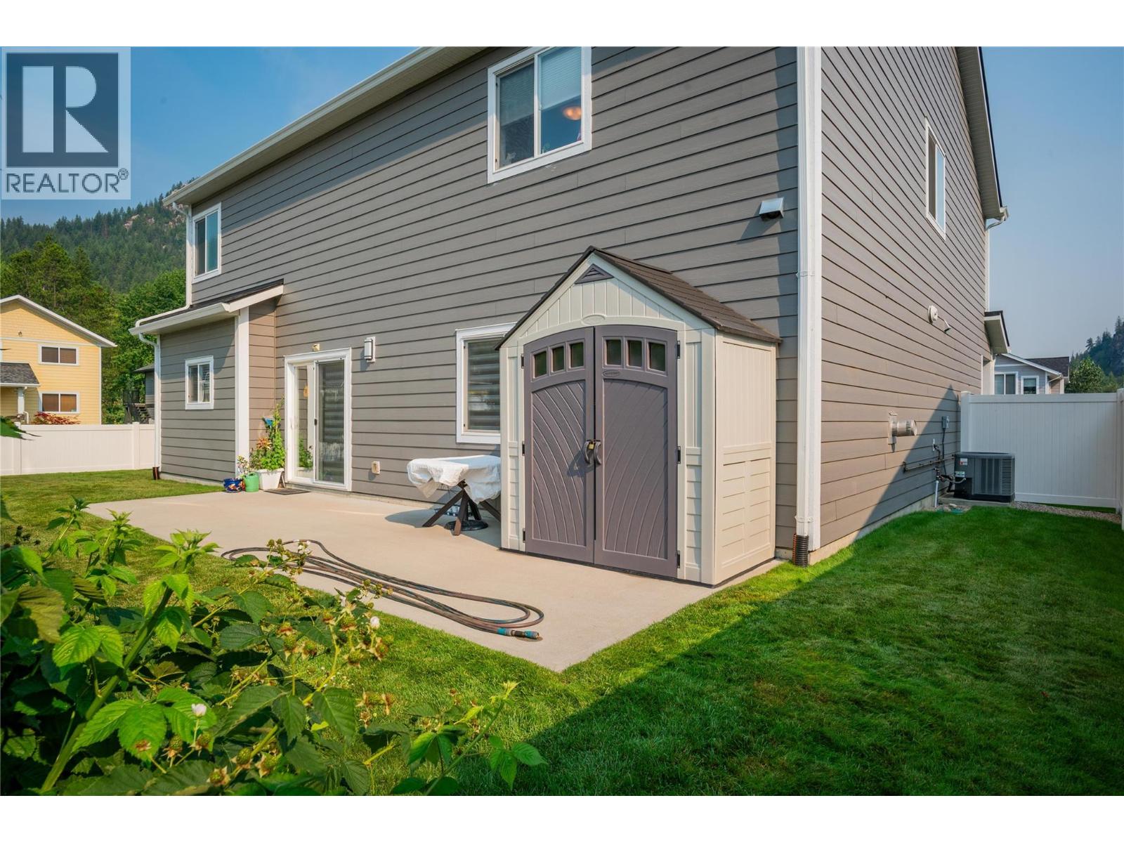 1532 ASPEN Lane, Castlegar