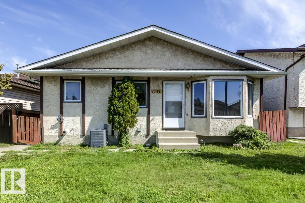 Photo 27 of 7711 189 St Nw, Edmonton AB