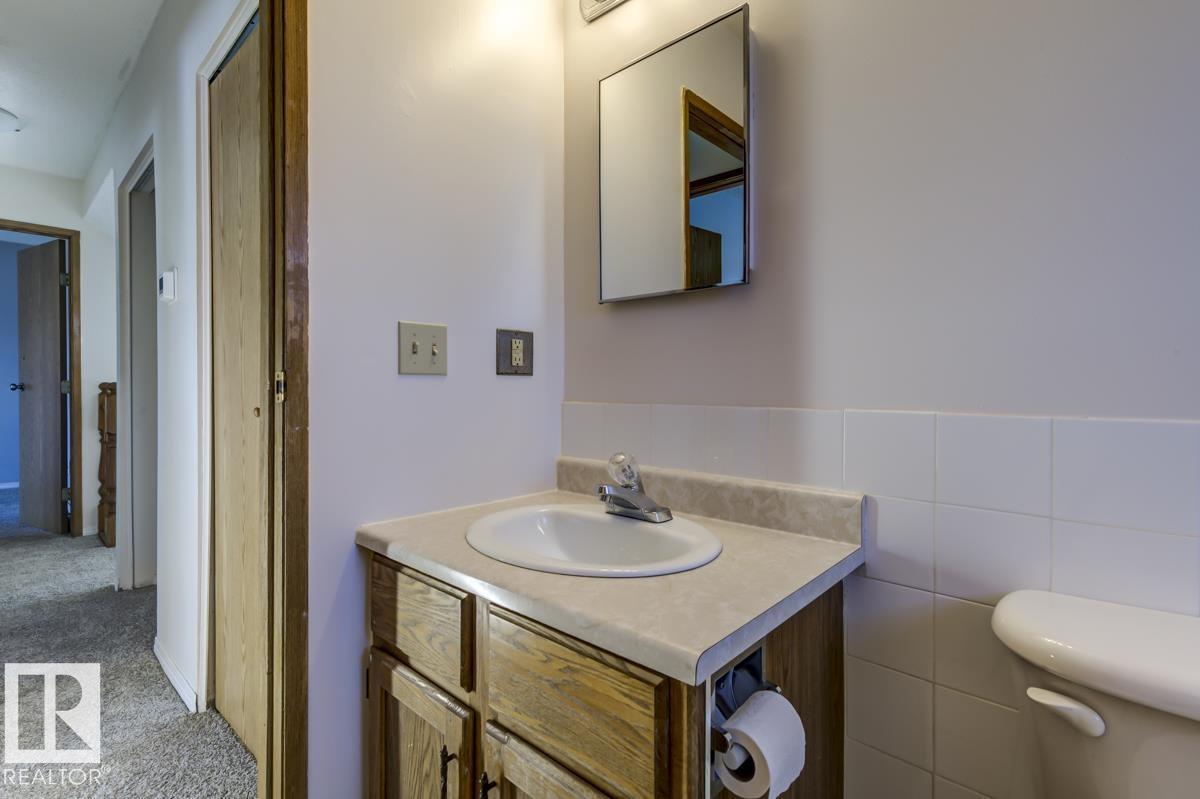 Photo 22 of 7711 189 St Nw, Edmonton AB