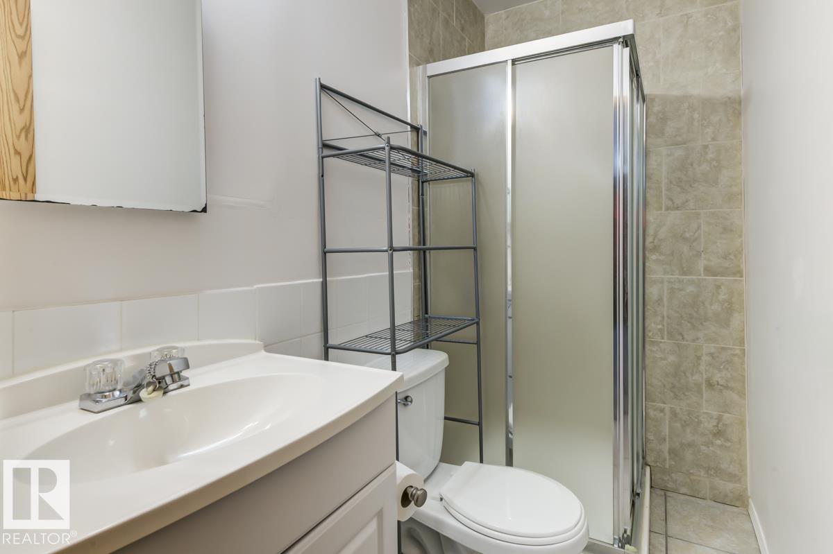 Photo 7 of 7711 189 St Nw, Edmonton AB